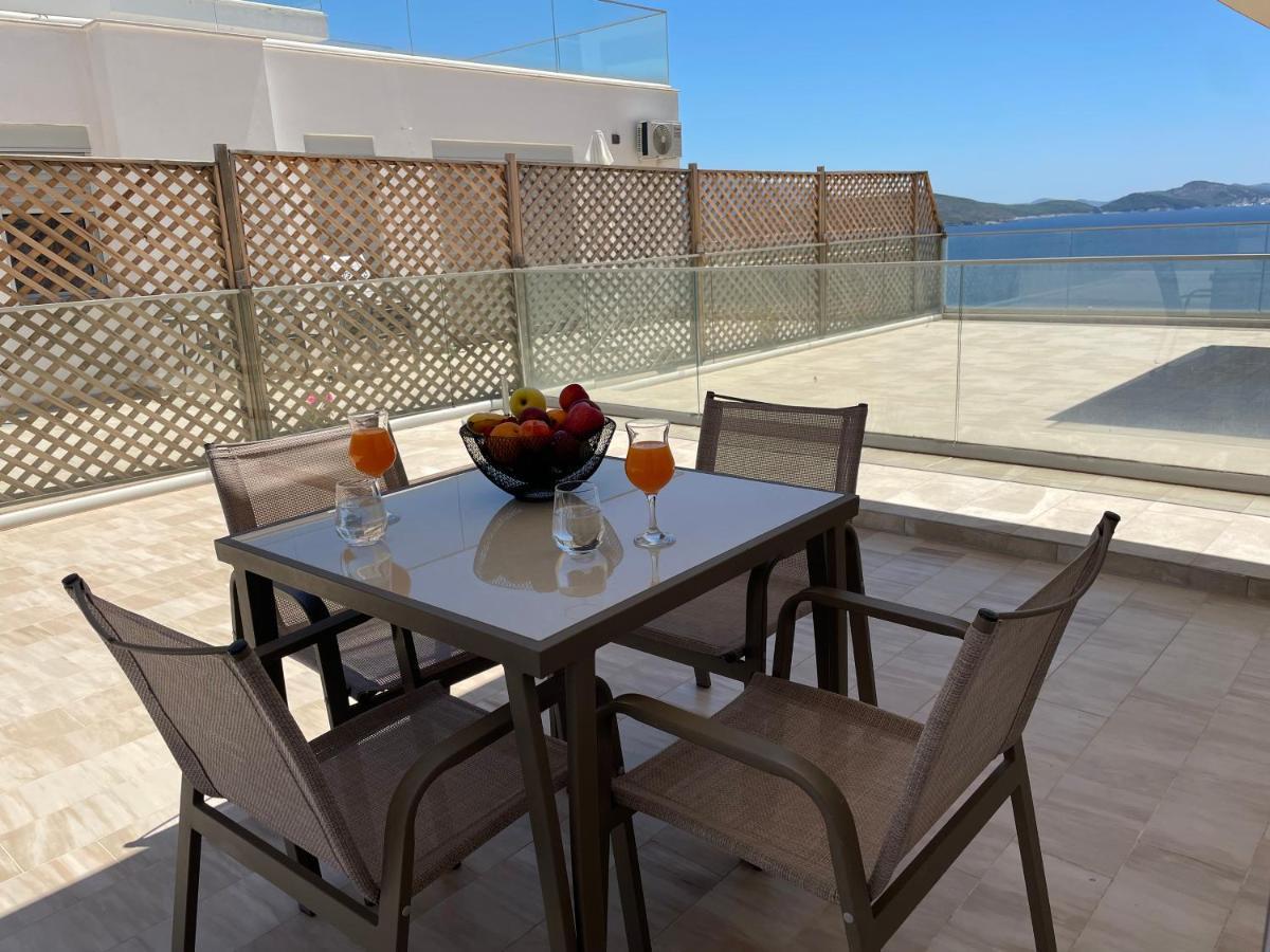 Luxury Sea View Apartaments Saranda Kültér fotó