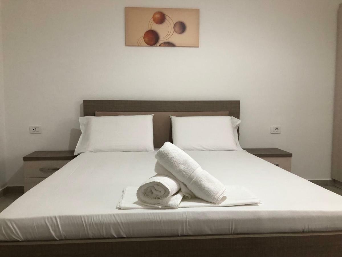 Luxury Sea View Apartaments Saranda Kültér fotó